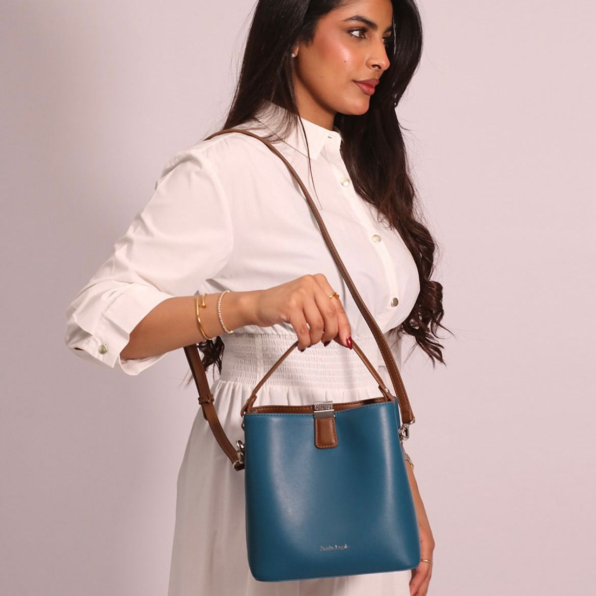 Blue & brown On the Go